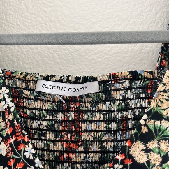 Collective concepts ruched floral cropped top sz S - Picture 4 of 11